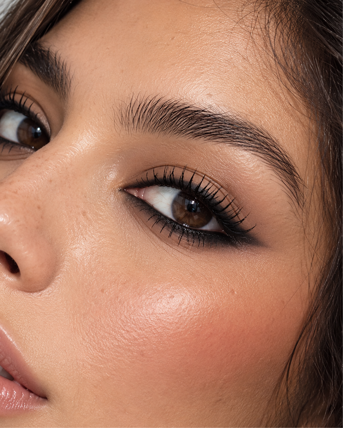 BUTTERFLY EYE KOHL - BLACK WING