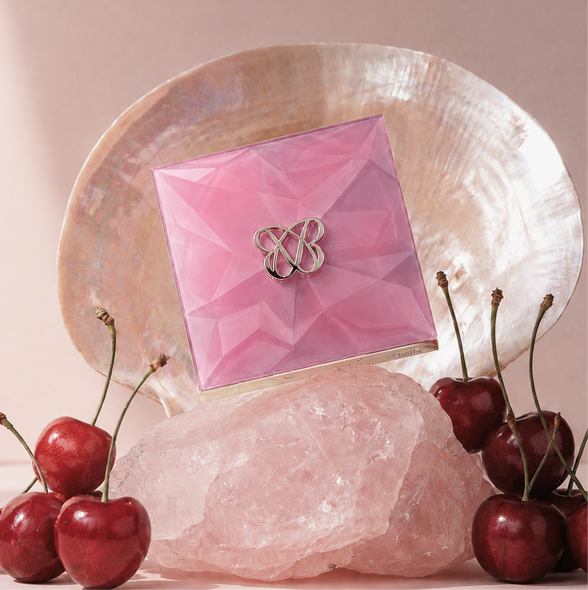 BUTTERFLY LUMINOSITY - ROSE QUARTZ